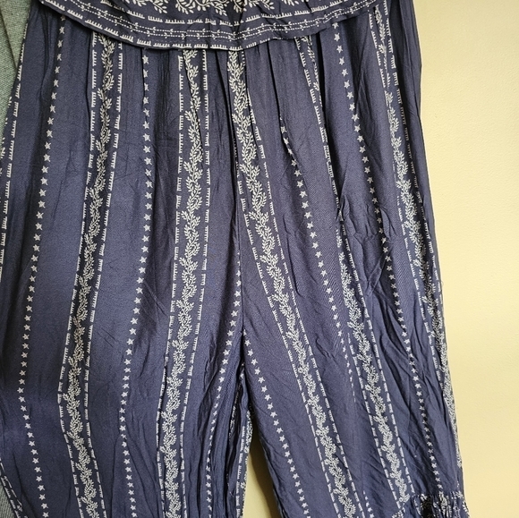 Japna Ruffled bottom Jumpsuit Size Small NWT - Picture 7 of 9